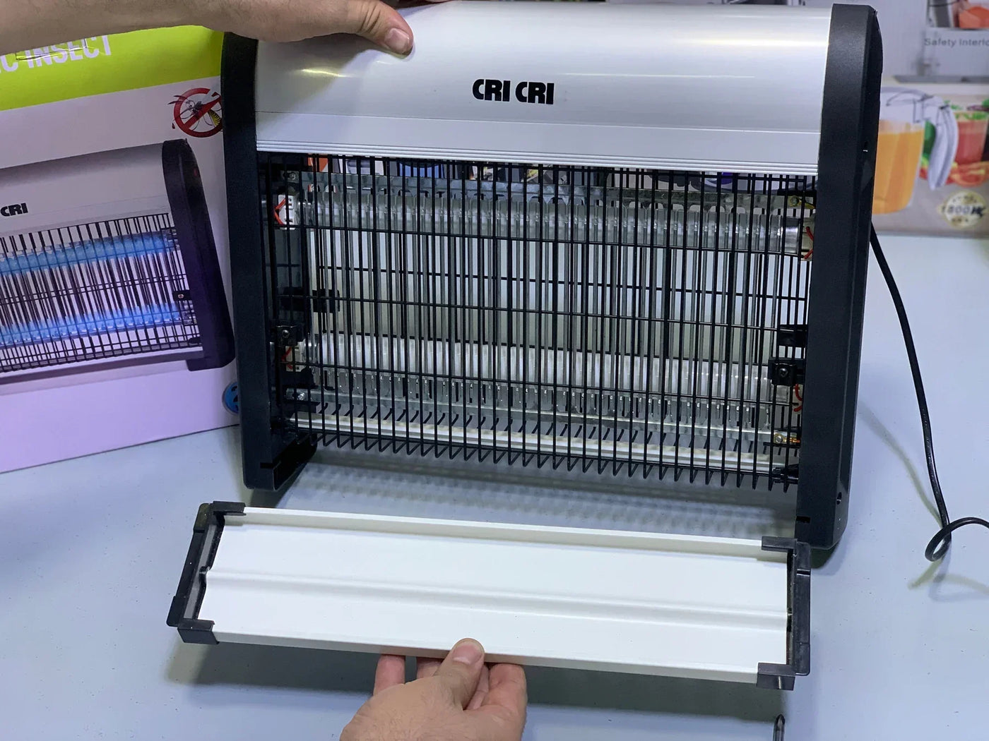 CRi CRi Automatic Mosquito & Insect Killer – Advanced Pest Control Technology |  Safe & Healthful Solution for Homes