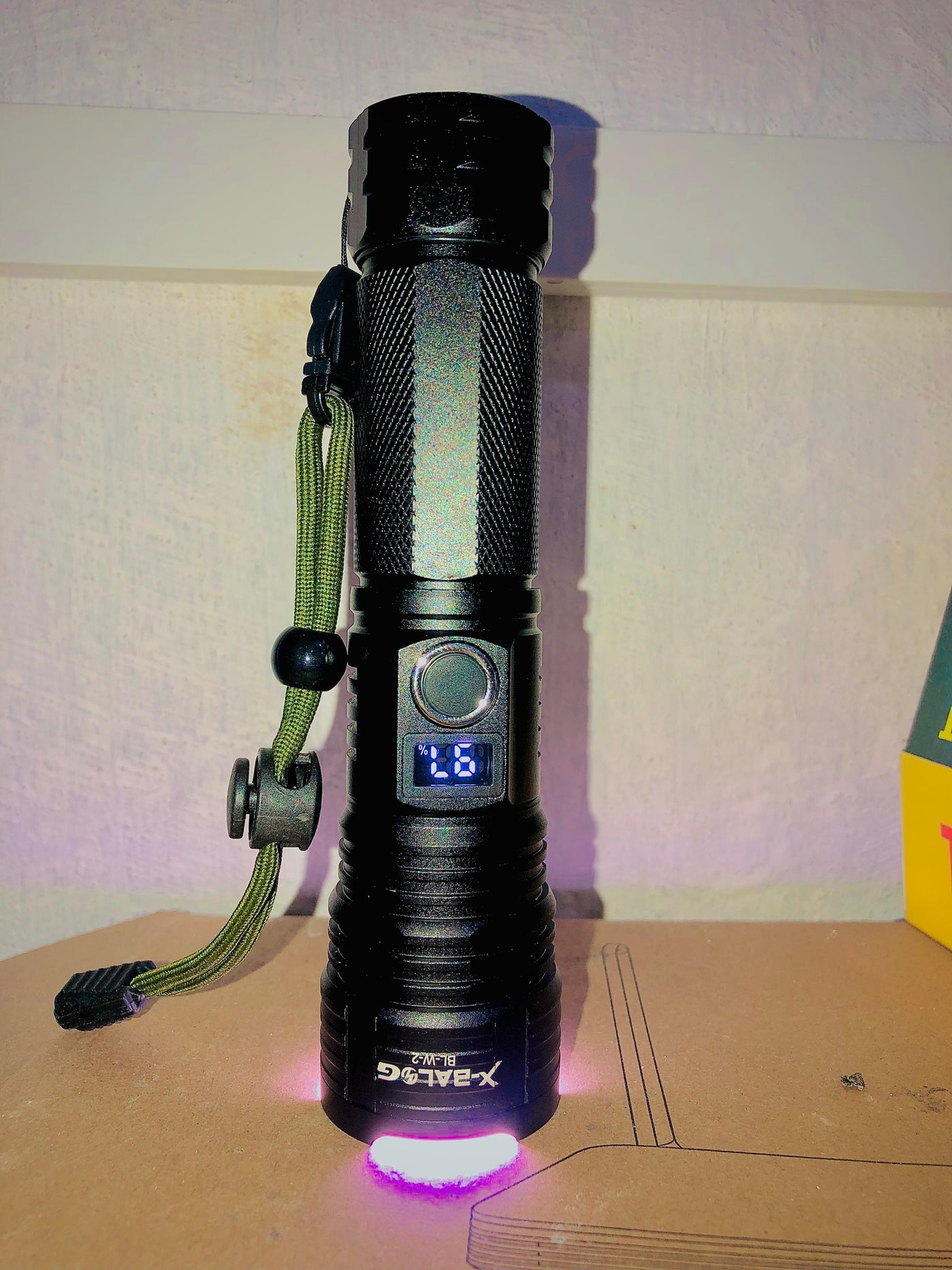 2KM Long Range LED Flashlight | Waterproof, 7Hr Battery Timing