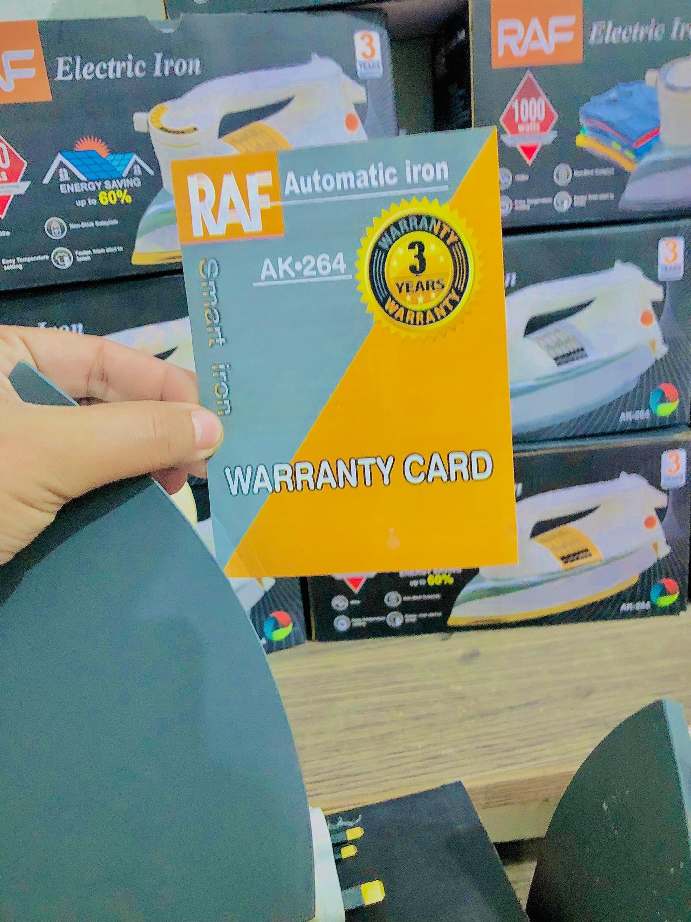 Electric Iron 1000W – Non-Stick, Adjustable Temperature | 3 Years Warranty